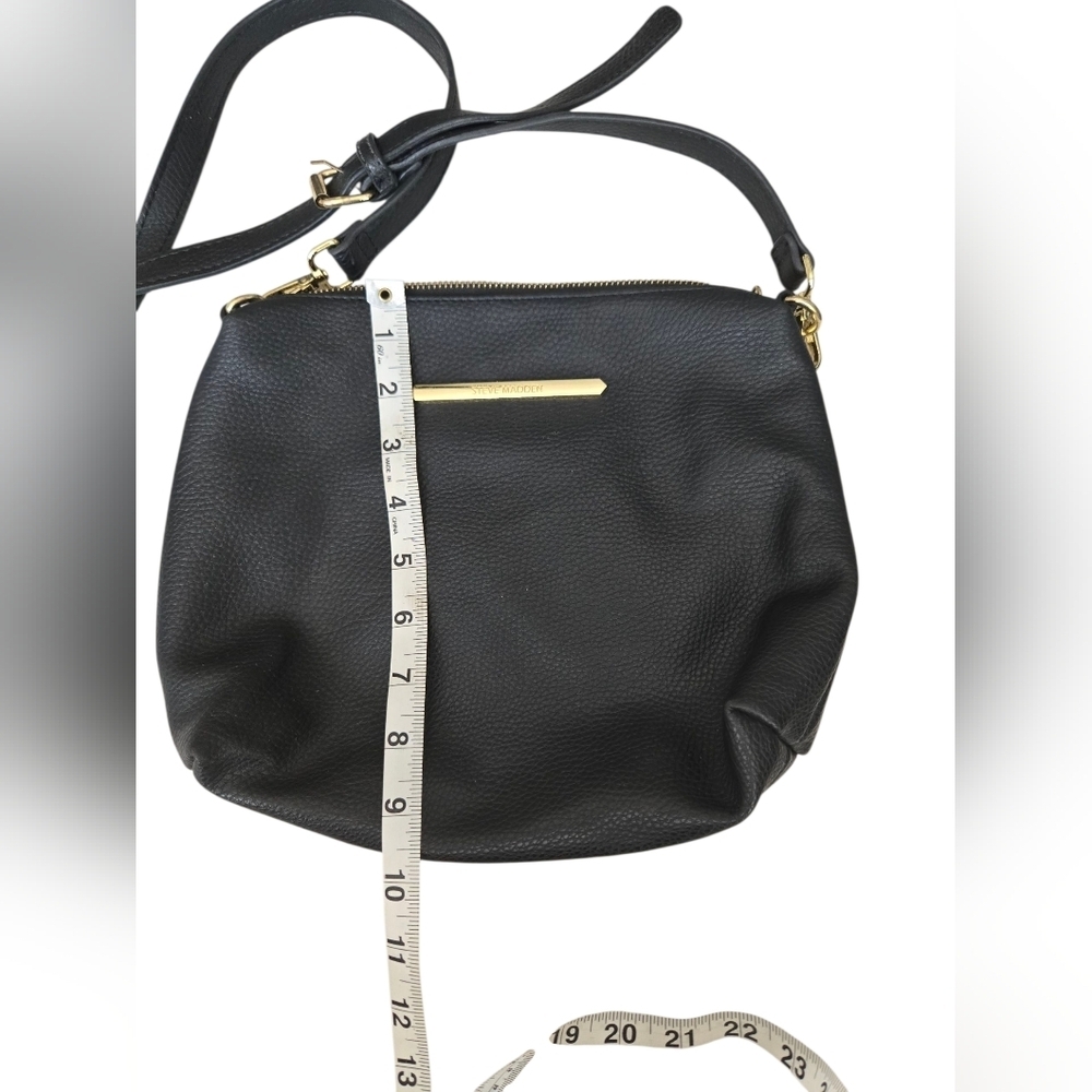 Steve Madden Elegant Black Leather Shoulder Bag